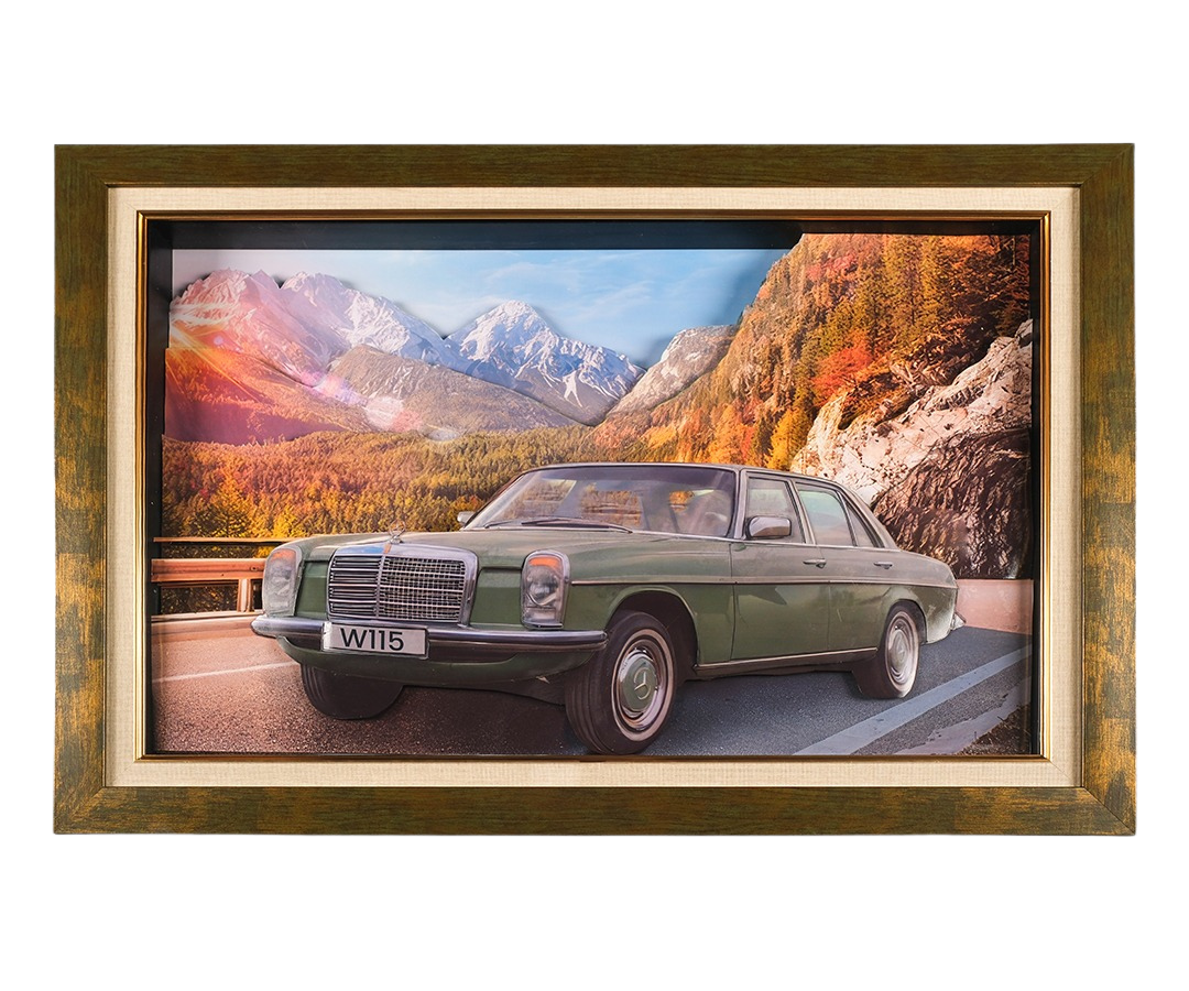 The Meeting of Classic Cars and Nature with Handmade Relief Art